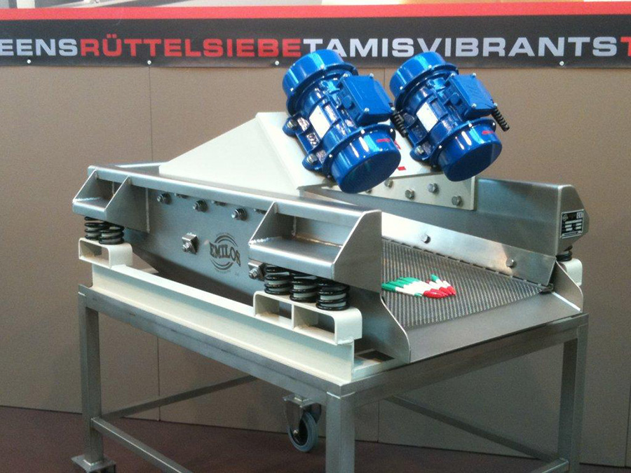 VIBRATORY SCREEN  FOR TILE INDUSTRY WITH TWIN POWTEK ELECTRIC VIBRATORS